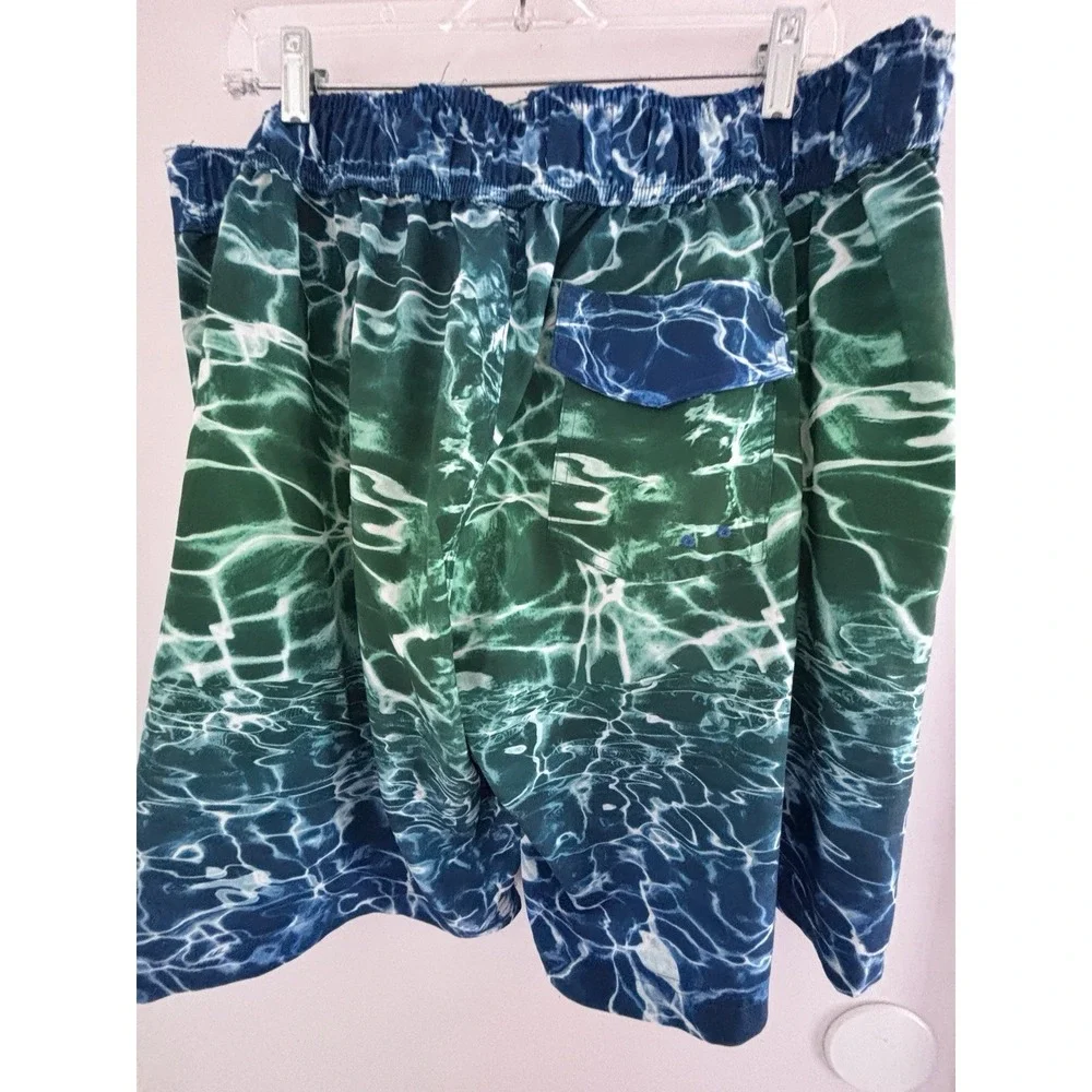 Ocean Coast Advantage Summer Green Blue White Graphic Board Shorts XL 38x10